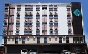 Fan'S Hotel- Ormoc